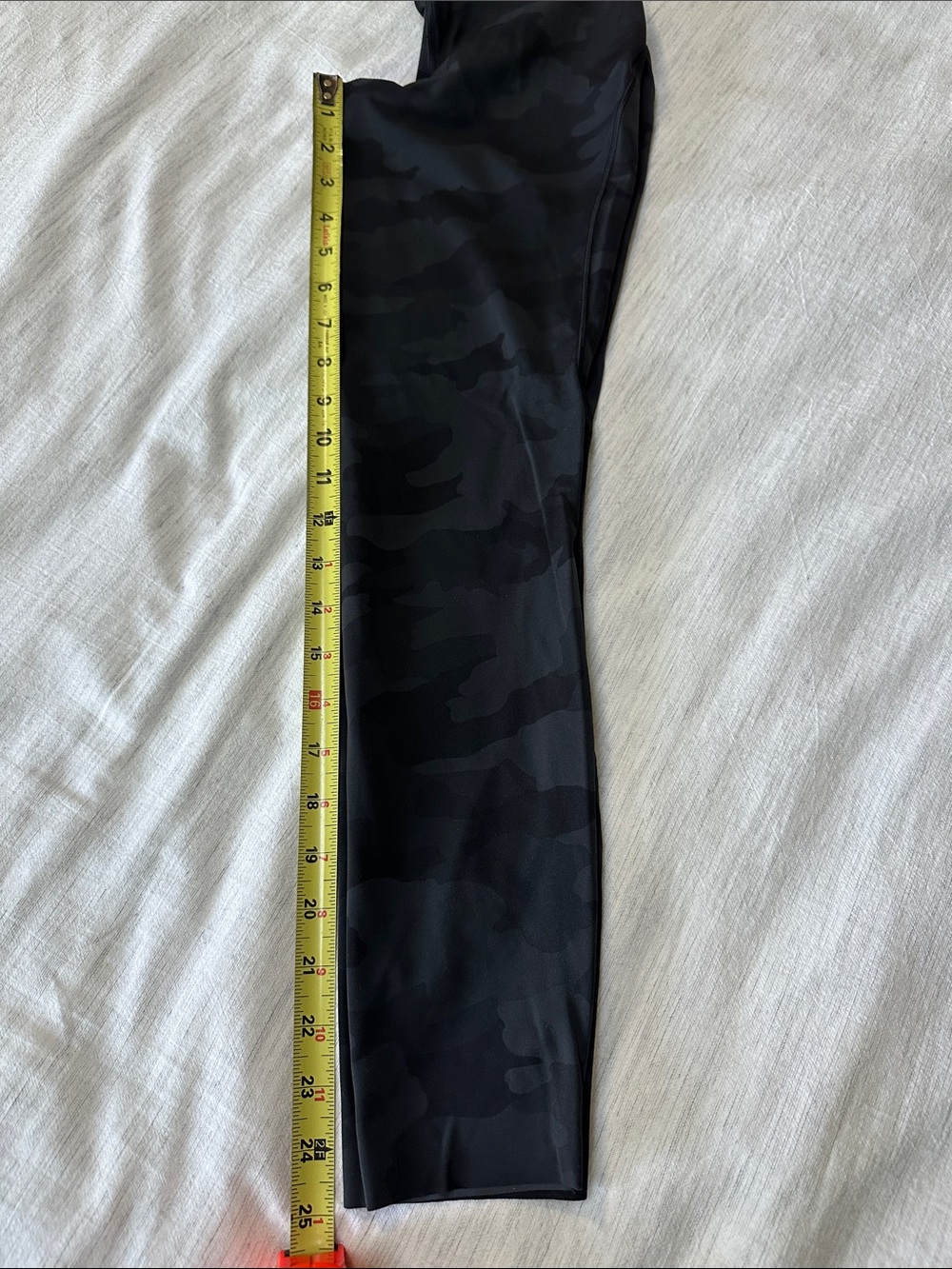 Lululemon Base Pace Running Tights - Picture 9 of 9